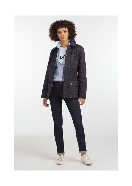 Summer Beadnell Kapitone modelleri