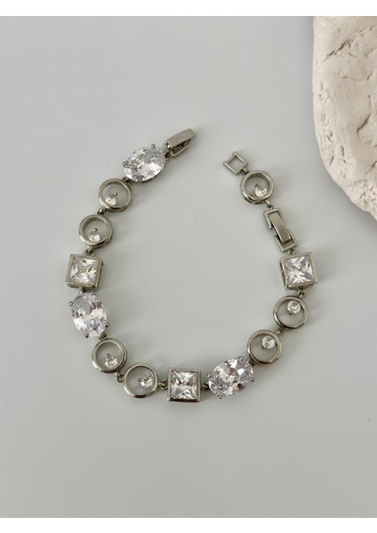 Zirkon Taş Detaylı Gümüş Renkli Çelik Bileklik fırsatları