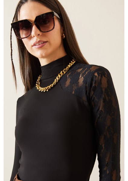Siyah Dantel Detaylı Boğazlı Bluz 5KXK2-48976-02 indirimleri