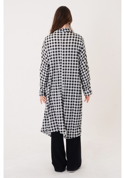 Pınkmark Kadın Siyah Beyaz Kareli Tesettür Kimono PMCK25426 modelleri