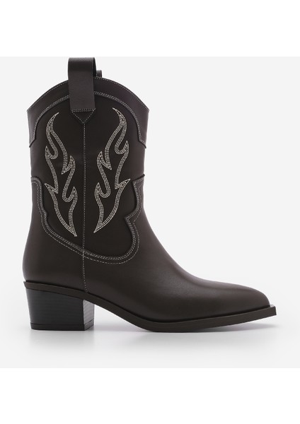 Kadın Sivri Burun Nakışlı Western Bot Tevlus Kahve modelleri