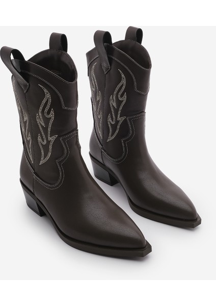 Kadın Sivri Burun Nakışlı Western Bot Tevlus Kahve indirimleri