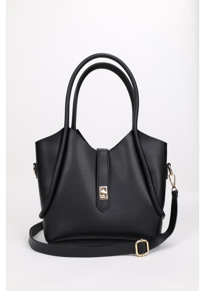 Kilit Detaylı Makyaj Çantalı Uzun Askılı Kadın El Omuz ve Çapraz Çanta modelleri