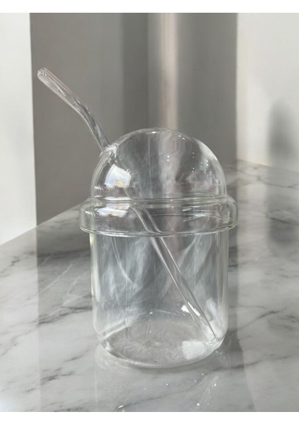 Pipetli Cam Bardak Milkshake