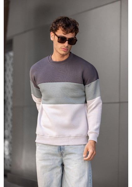 Trc 3244 Üç Iplik Pamuklu Parçalı Bisiklet Yaka Erkek Sweatshirt modelleri