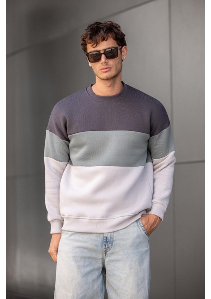 Trc 3244 Üç Iplik Pamuklu Parçalı Bisiklet Yaka Erkek Sweatshirt fırsatları