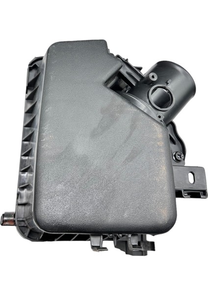 Toyota Kutu Hava Filtre Corolla 1,6 Benzinli 14-18/Auris 1,6 Benzinli 14-18/Avensis 1,6 Benzinli 08-18 (Üst/Alt) - 17705-0T051/17701-0T080