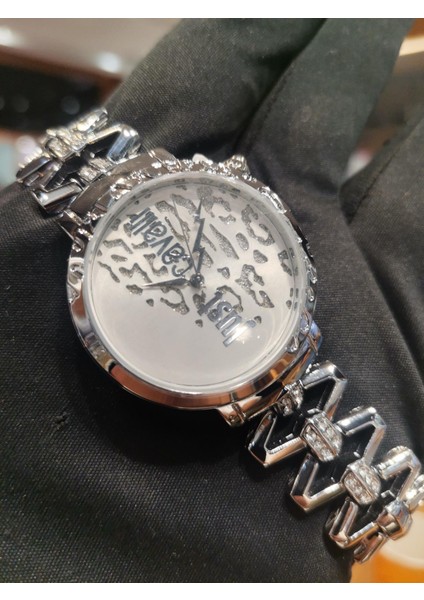 Indirimli Kadın Kol Saati