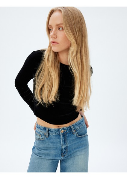 Uzun Kollu Kadife Tişört Bisiklet Yaka Slim Fit