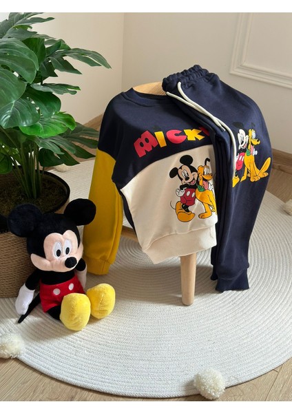 Renkli Mickey ve Pluto Baskılı Eşofman Takımı
