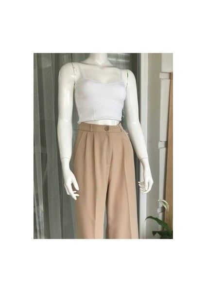 Kadın Beyaz Ince Askılı Crop modelleri