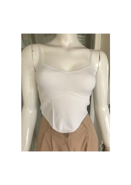 Kadın Beyaz Ince Askılı Crop fırsatları