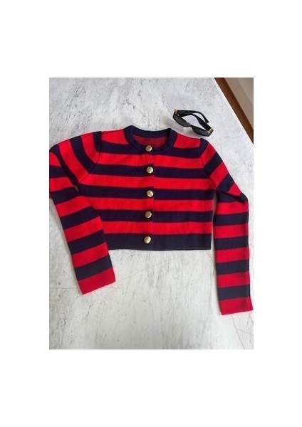 Kırmızı Lacivert Şeritli Kısa Hırka fiyatları