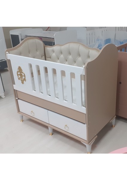 Ayaklı Kapitoneli Beşik fiyatları