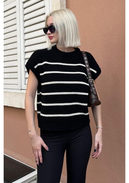 Siyah Çizgili Triko Süveter MG2159