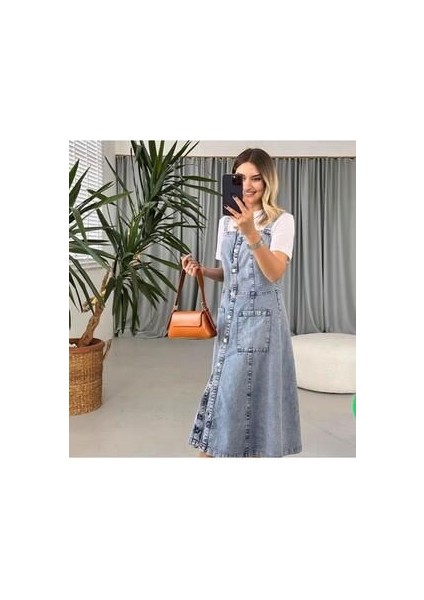 Kadın Boydan Düğmeli Cepli Askılı Midi Boy Denim Elbise