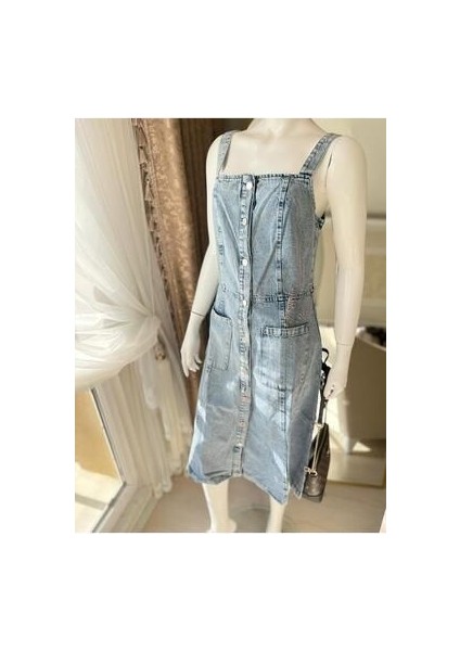 Kadın Boydan Düğmeli Cepli Askılı Midi Boy Denim Elbise modelleri