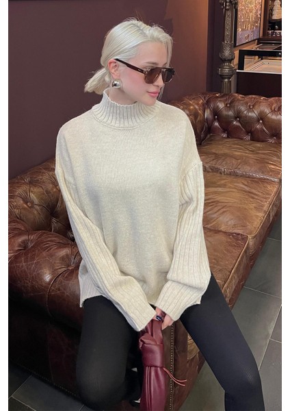 Ekru Yarım Balıkçı Yaka Fitil Detaylı Kadın Kazak MG2156