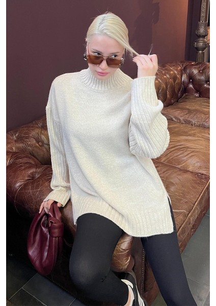 Ekru Yarım Balıkçı Yaka Fitil Detaylı Kadın Kazak MG2156 indirimleri