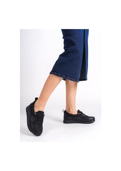 Rosa Bağcıklı Lastikli Ortopedik Rahat Taban Cilt Taş Detaylı Babet Anne Ayakkabısı St Siyah fırsatları
