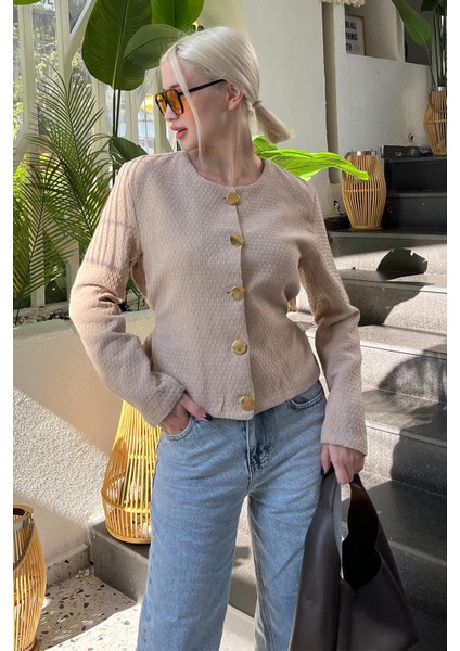 Bej Kemerli ve Dokulu Kadın Ceket MG2209