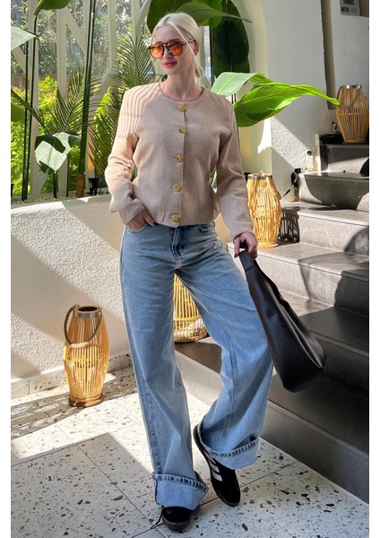 Bej Kemerli ve Dokulu Kadın Ceket MG2209 fırsatları