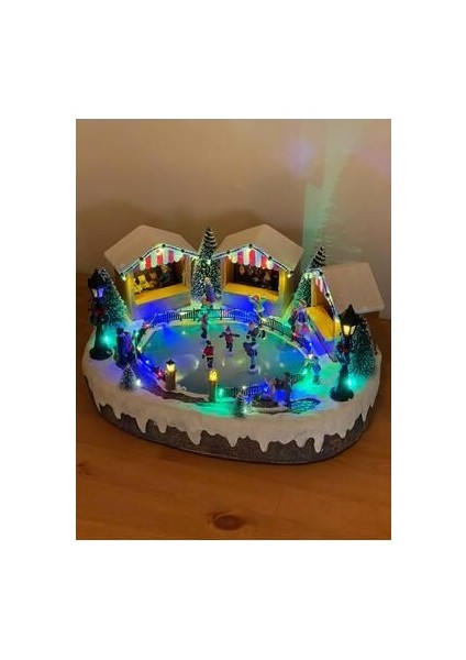 Kar Küresi , Kayak Pisti, Işıklı, Hareketli, Müzikli, Köy Evi Led, Noel Baba, Yeni Yıl, Yılbaşı fiyatları