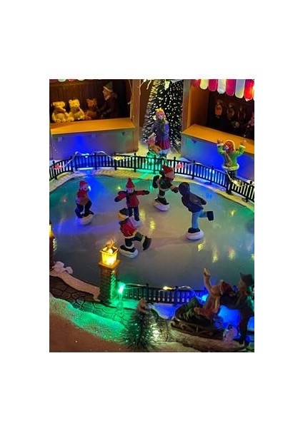 Kar Küresi , Kayak Pisti, Işıklı, Hareketli, Müzikli, Köy Evi Led, Noel Baba, Yeni Yıl, Yılbaşı modelleri