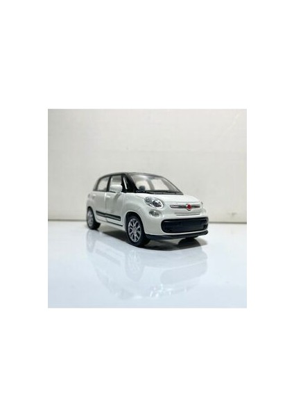 2013 Fiat 500L 1/36 Ölçek Welly Diecast Metal Model Araba Oyuncak Araba
