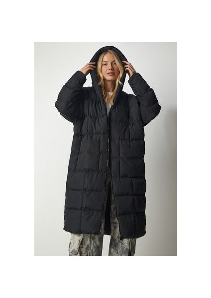 Kapüşonlu Oversize Uzun Şişme Kaban Siyah fiyatları