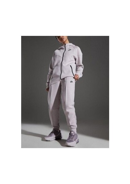 Sportswear Tech Fleece Mid-Rise Kadın Eşofman Altı