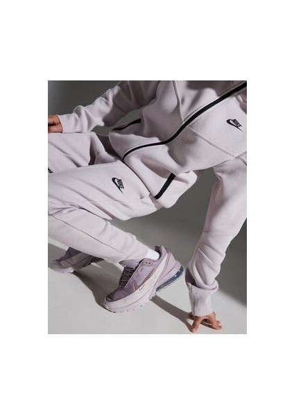 Sportswear Tech Fleece Mid-Rise Kadın Eşofman Altı fırsatları