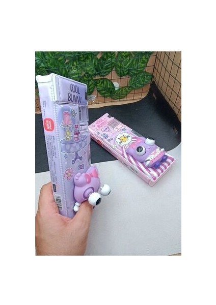 Sanrio Lüks Iki Kapaklı Gözleri Çıkan Oyuncaklı Kalemlik Kalem Traşlı Çok Amaçlı Kalem Kutusu 1 Adet modelleri