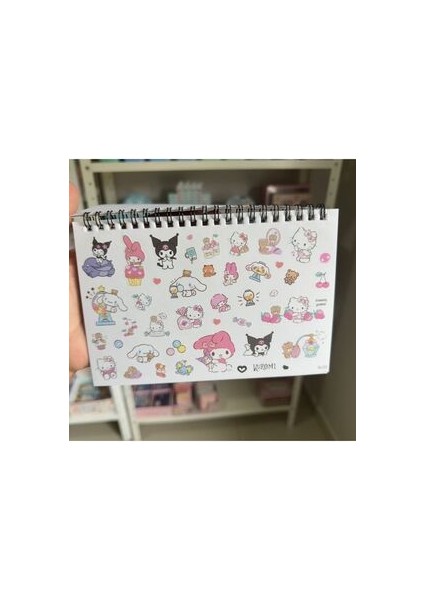 Sanrio Kuromi My Melody Şeffaf & Mat Sticker Kitapçığı 10 Sayfa