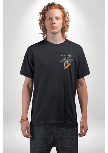 Atronot Kaykay Uzay Mars Siyah Oversize Kadın Erkek Ön Sol Yan Minimal Baskılı Tişört indirimleri