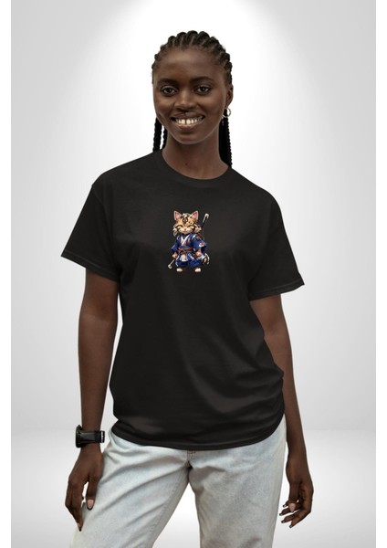 Asyalı Kedi Samuray Savaşcı Siyah Oversize Kadın Erkek Ön Orta Minimal Baskılı T-Shirt