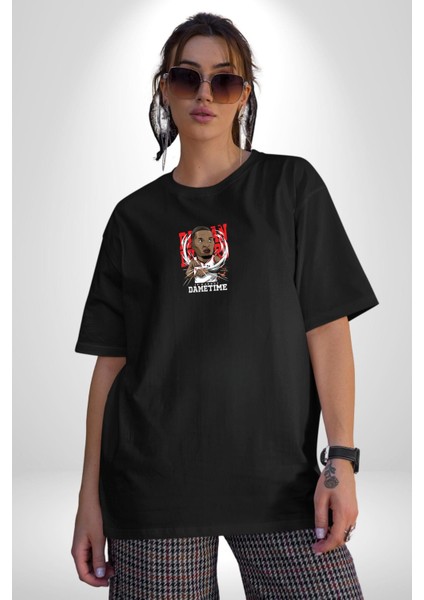 Basketbol Oyun Zamanı Siyah Oversize Kadın Erkek Ön Orta Minimal Baskılı T-Shirt fırsatları