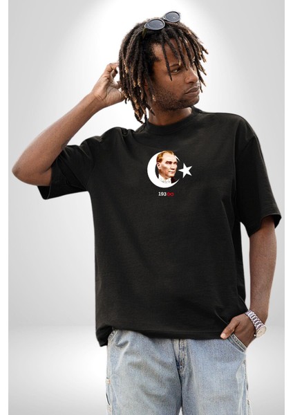 Atatürk Türk Bayrağı Sonsuzluk Siyah Oversize Kadın Erkek Ön Orta Minimal Baskılı T-Shirt