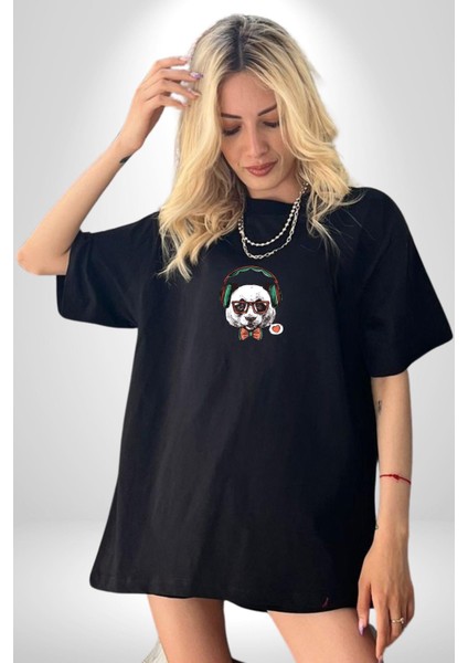 Kulaklıklı Hipster Portre Panda Siyah Oversize Kadın Erkek Ön Orta Minimal Baskılı T-Shirt