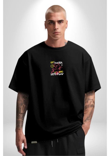 Dışarı Çık ve Oynayalım Teddy Siyah Oversize Kadın Erkek Ön Orta Minimal Baskılı T-Shirt