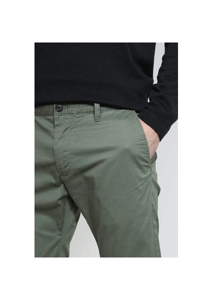 Erkek Haki Renk Italyan Kesim Esnek Likralı Kumaş Pantolon modelleri