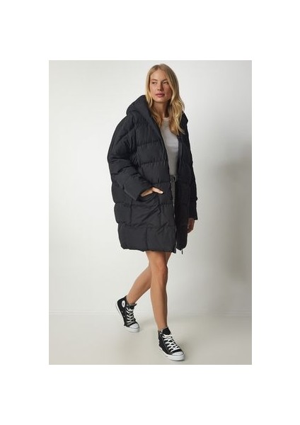Kapüşonlu Oversize Şişme Kaban Siyah fiyatları