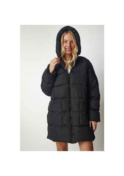 Kapüşonlu Oversize Şişme Kaban Siyah indirimleri