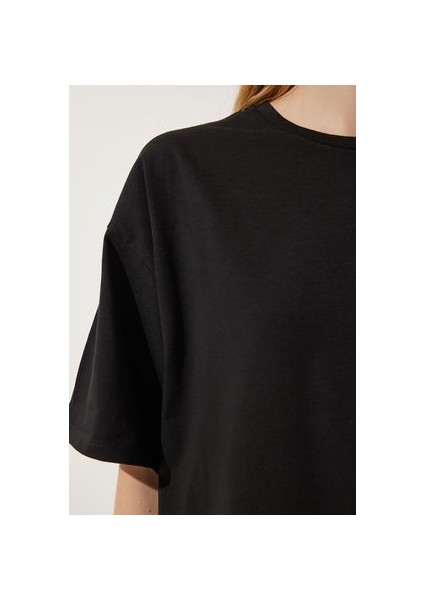 Basic Oversize Örme T-Shirt Siyah fırsatları