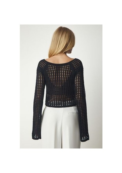 Kayık Yaka Ajurlu Triko Crop Kazak Siyah indirimleri