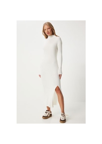 LDD0064 Dik Yaka Yırtmaçlı Saran Triko Elbise Ekru modelleri