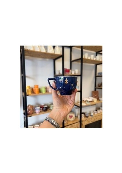 Iroh Porselen Fincan/ Altın Yıldızlı