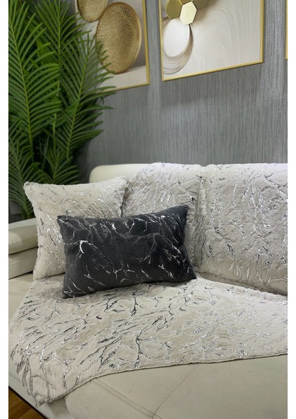 Yumuşak peluş ve şık varak detaylı bej koltuk örtüsü ve şal, 100x160
