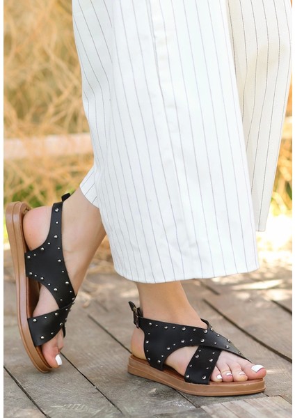 Lilan Siyah Deri Sandalet fiyatları