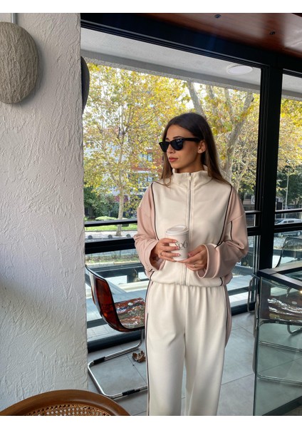 Yanları Bej Şeritli Önü Fermuarlı Kadın Eşofman Takımı fiyatları